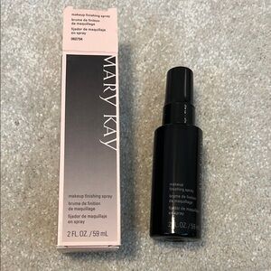 Mary Kay Black Setting Spray for Long-Lasting Makeup